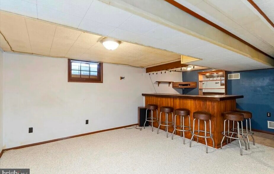 Building Photo - 120 Tillman Ln