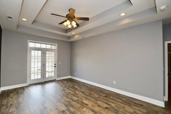 Building Photo - 1855 Beachforest Way