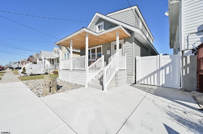 Building Photo - 203 N Somerset Ave