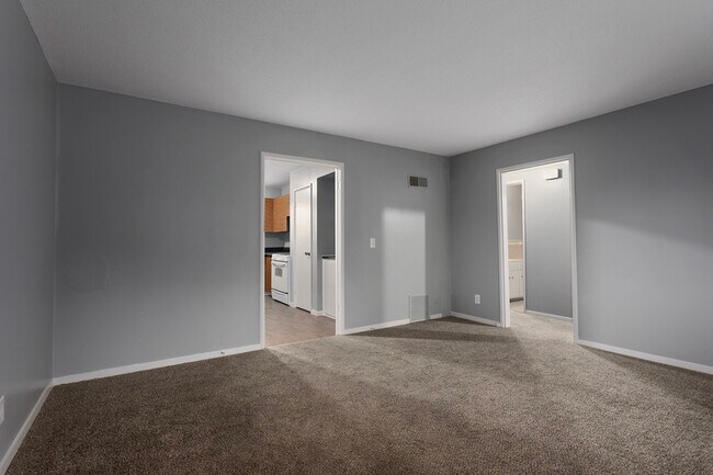 Building Photo - 8700 Wornall Rd