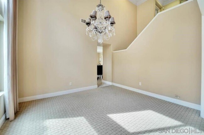 Building Photo - 10394 Valley Waters Dr