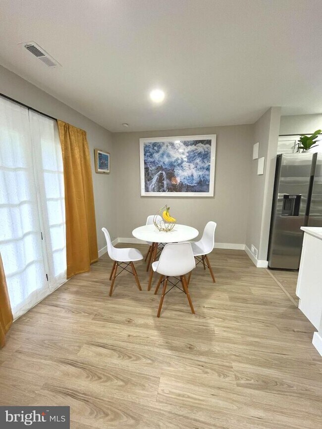 Building Photo - 402 A Mulberry Cove-402