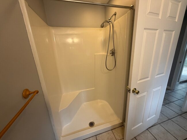 Building Photo - 131 Wells Rd