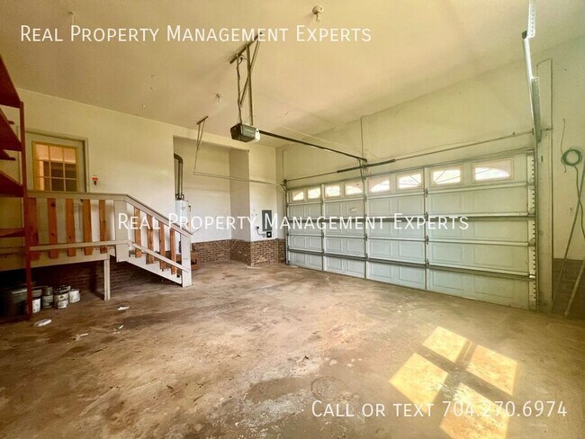 Building Photo - 7301 Gilead Rd