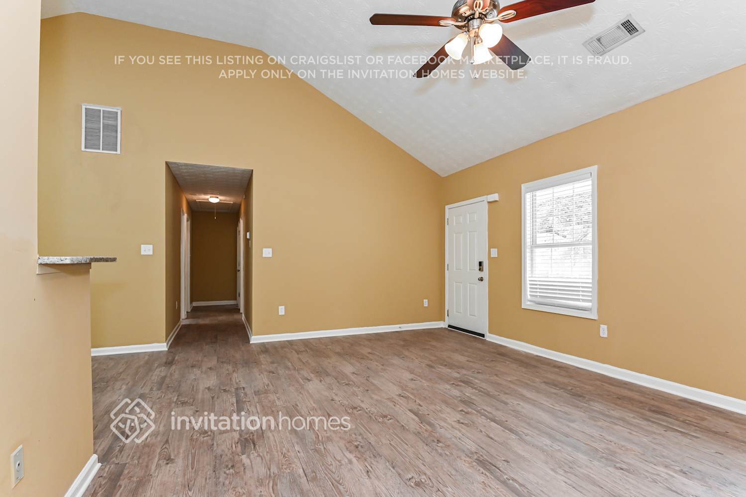 Building Photo - 552 Bridgeport Pl