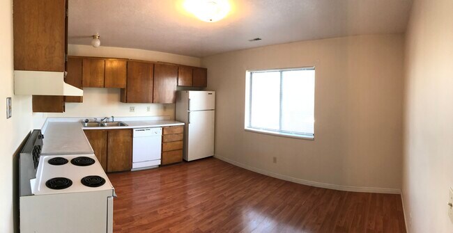 Building Photo - Logan 4-plex