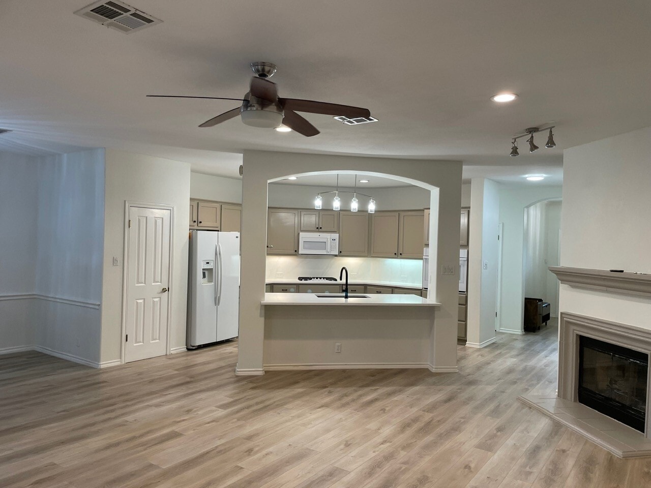 Beautiful Updated Kitchen - 220 Northcross Rd