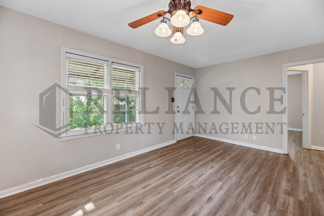 Building Photo - 345 Grover Ave