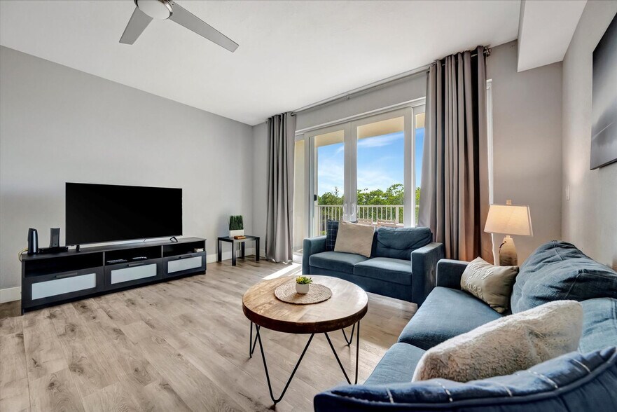 Building Photo - 3270 Mangrove Point Dr