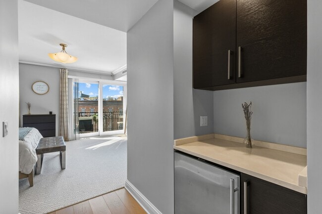 Building Photo - 801 Key Hwy