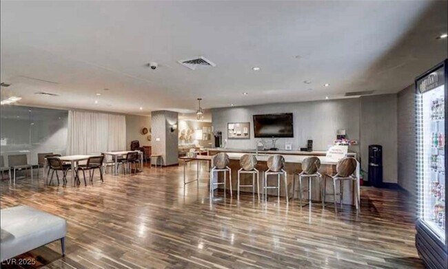 Building Photo - 8255 S Las Vegas Blvd