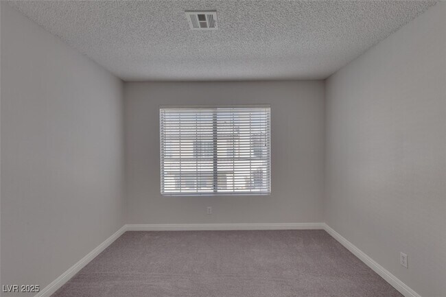 Building Photo - 7620 Sea Wind Dr