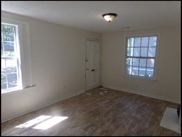 Building Photo - 2609 S Tyler St