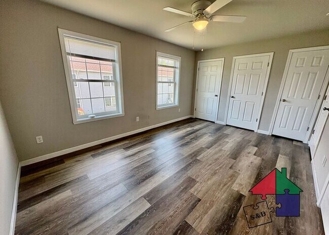 Building Photo - Spacious Milton 3 Bedroom - Pet Friendly!