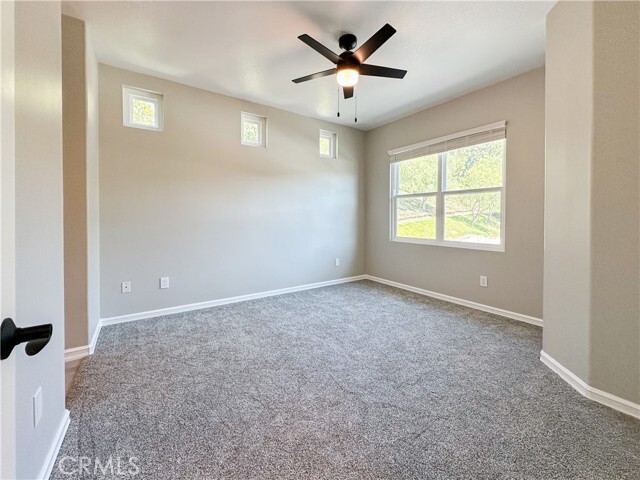 Building Photo - 1012 S Country Glen Way