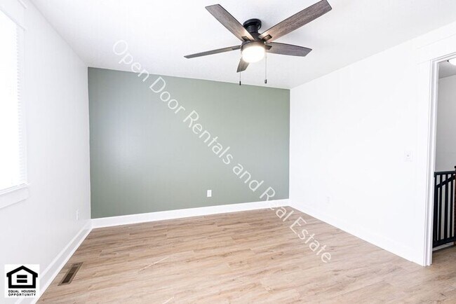 Building Photo - 15012 Tally Ho Dr