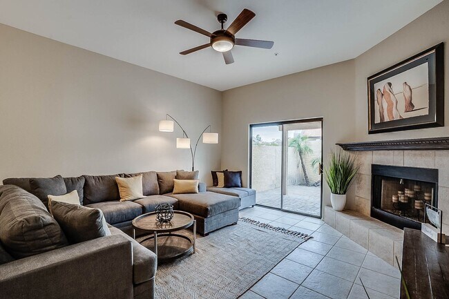 Building Photo - Resort Style Living - Furnished Three Bedr...