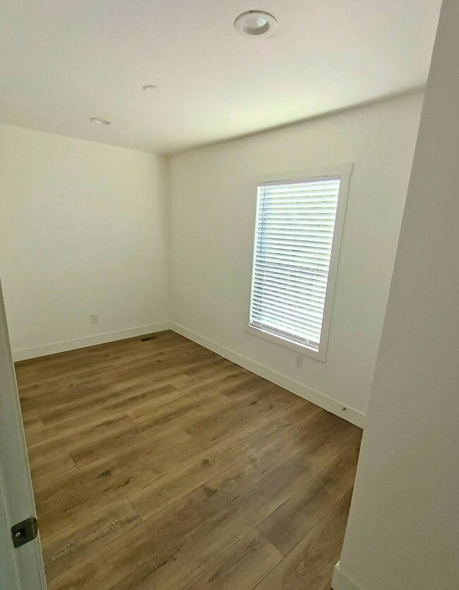 Building Photo - 4388 E Lake Mead Blvd