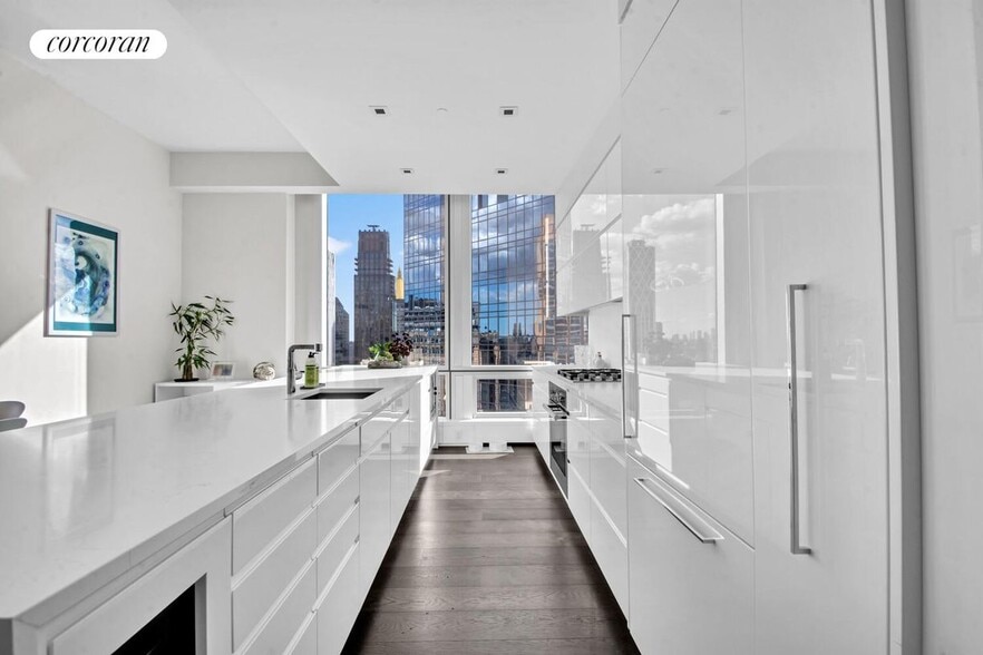 Building Photo - 172 Madison Ave