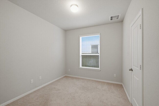 Building Photo - 10602 Wagner St