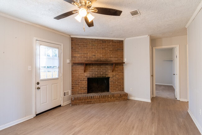 Building Photo - 539 Pheasant Run Dr