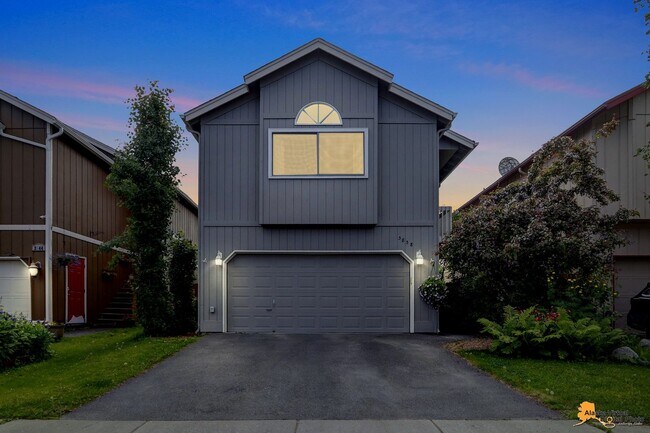 Building Photo - COMING SOON! Rare Find! East Anchorage Hom...