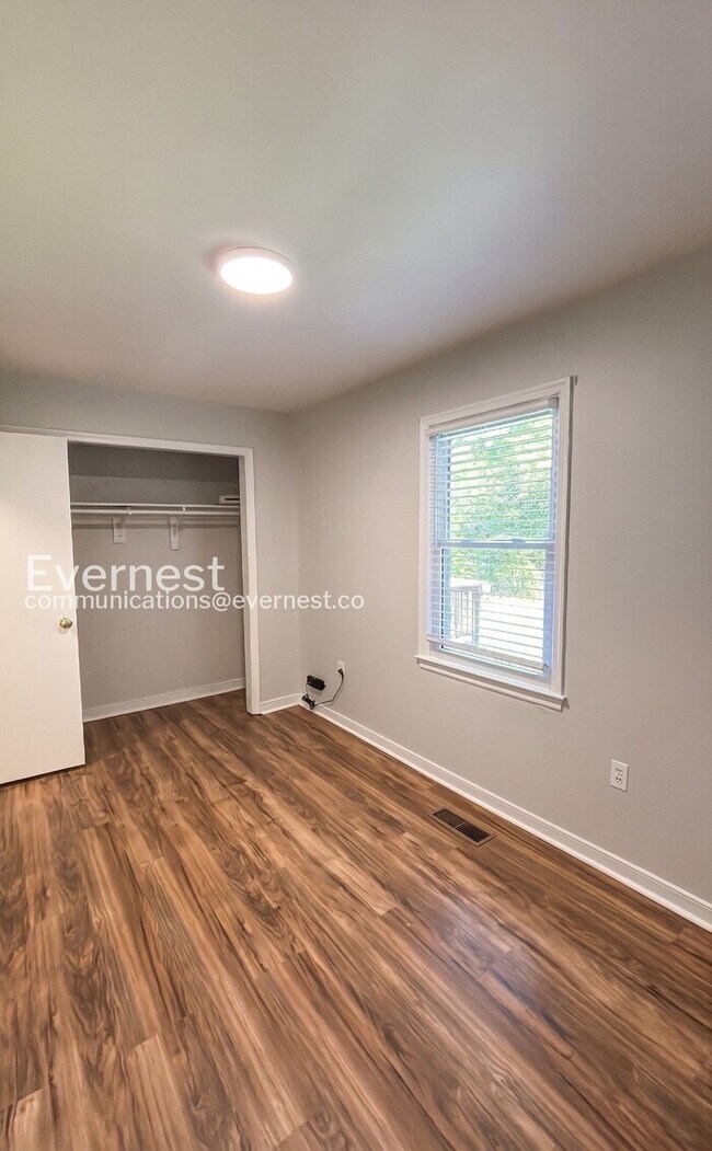 Building Photo - 7731 Drexelbrook Rd