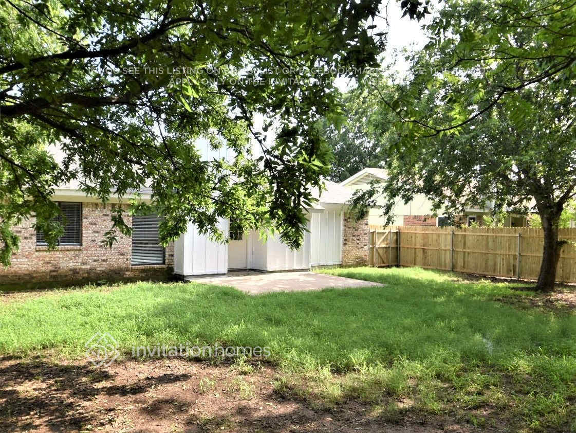 Building Photo - 5909 Cimarron Trail