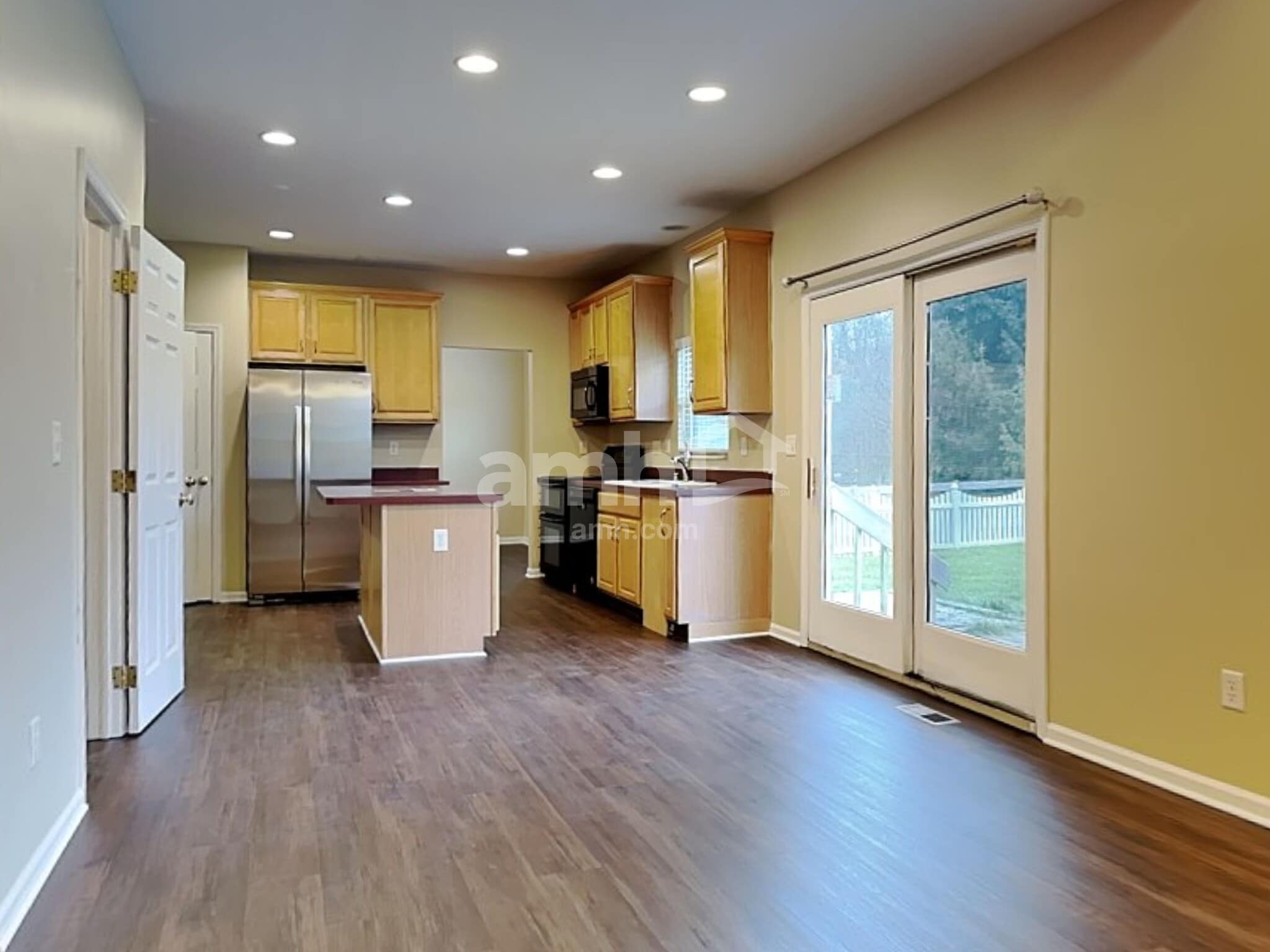 Building Photo - 210 Waterstone Dr