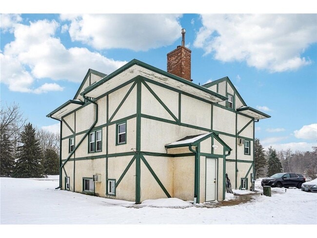 Building Photo - 17256 Kenyon St NE