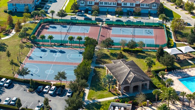 Building Photo - Luxury 5-Bedroom Residence in Eagle Creek with Indoor-Outdoor Living