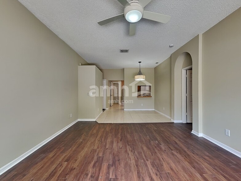 Building Photo - 1345 Brooke View Dr