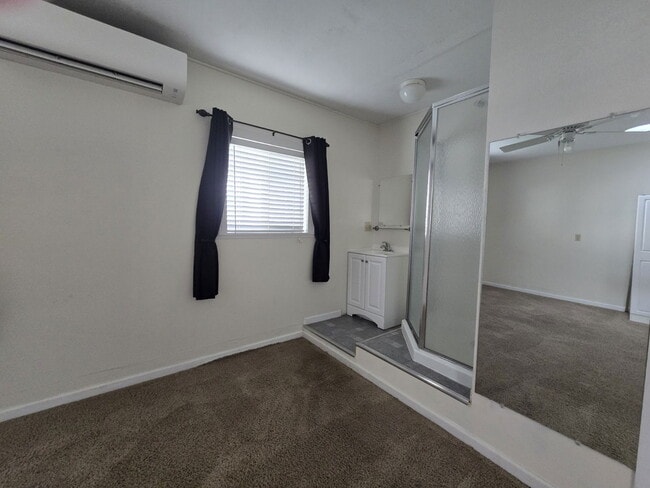 Building Photo - 1811 NW Kline St