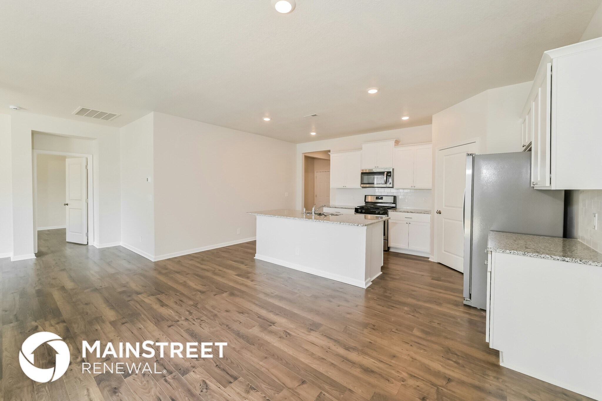 Building Photo - 2605 Red Barn Rd