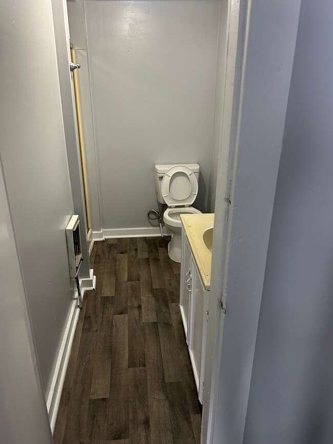 Building Photo - 1230 Old Wilkesboro Rd