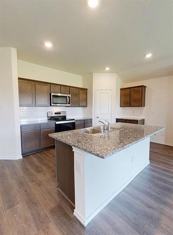 Building Photo - 3417 Sweetwater Way