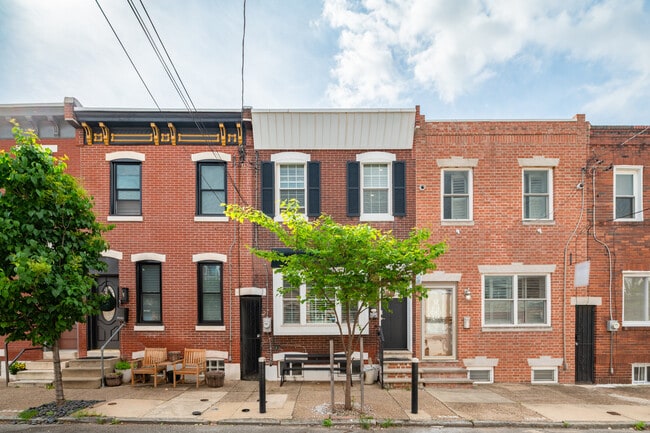 Building Photo - 2223 Taggert St