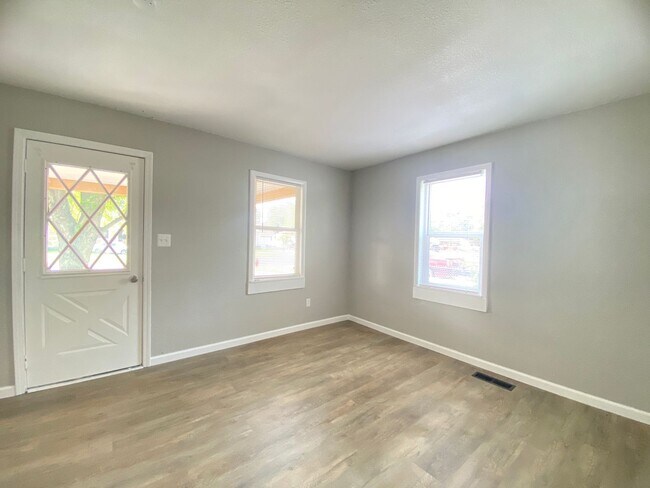 Building Photo - Finley St. 3217