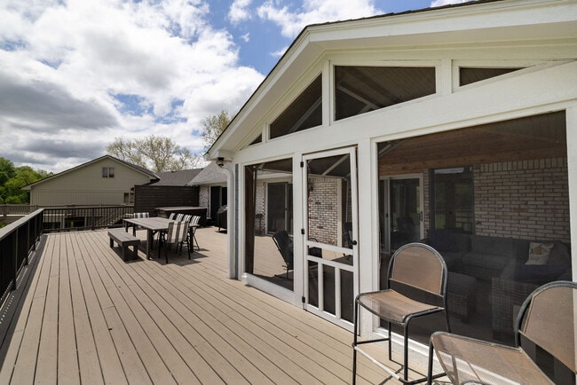 Building Photo - 12578 Royce Ct