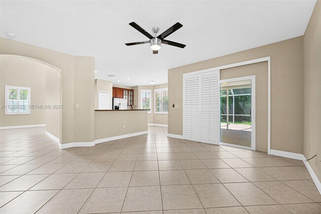 Building Photo - 2784 SW 129th Terrace