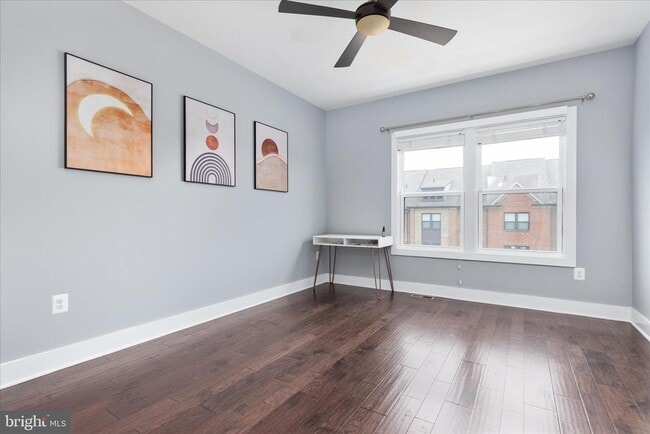 Building Photo - 44735 Medway Ter