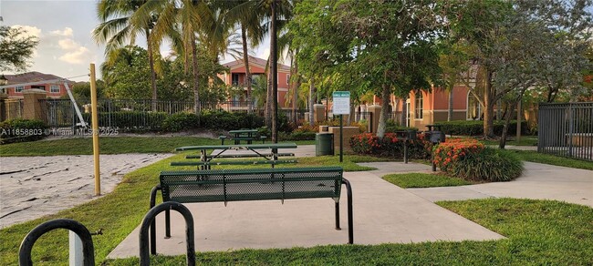 Building Photo - 4506 SW 160th Ave