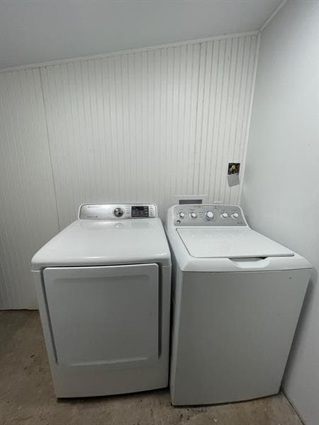 Building Photo - 5727 Cody St