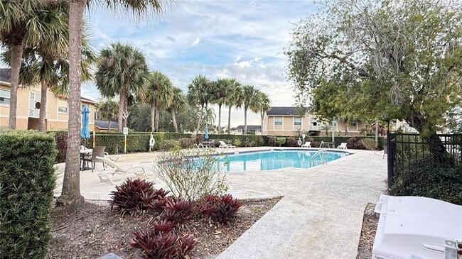 Building Photo - 2416 Swailes Dr