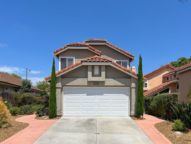 Building Photo - Beautiful Home In Coveted Rancho Del Oro!