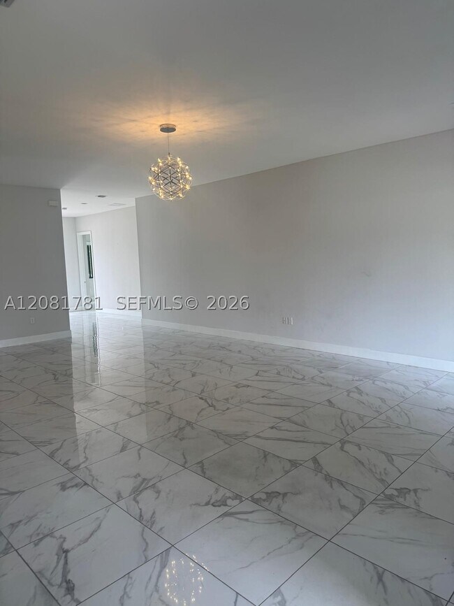 Building Photo - 4261 SW 178th Ave