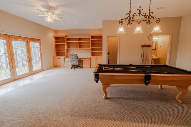 Building Photo - 20781 Low Gap Rd