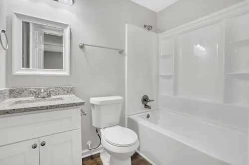 Building Photo - 24 Holly Creek Dr