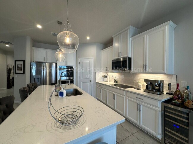 Building Photo - 5580 Vigo Lp