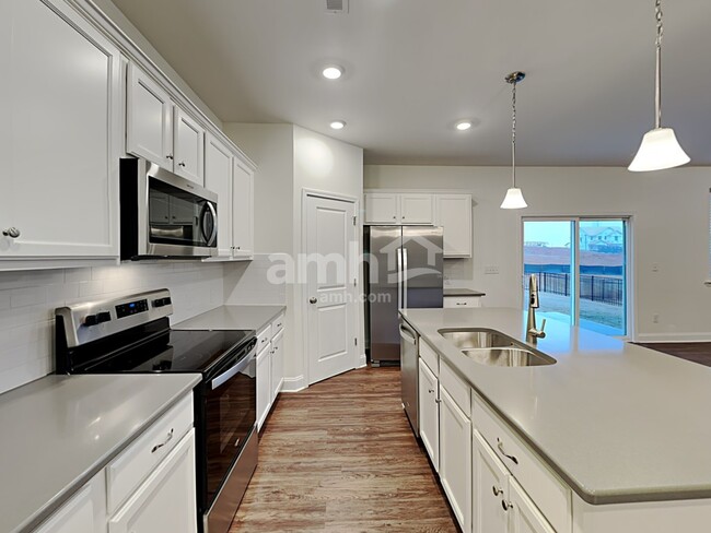 Building Photo - 117 Keyser Drive